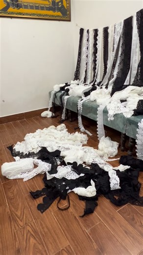 24 reactions | M Fashion Choice +92 321 2161297 #foryou #dress #fashion #reels #trending #market #viral #karachi #fyppp | Sofia food & vlogs | Facebook