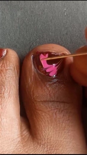 Easy nail art designs for beginners at home 🏡 #shorts #nailart #shortfeed