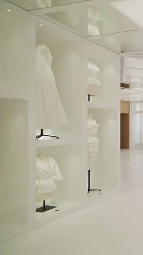 Take a virtual tour of La Galerie Dior