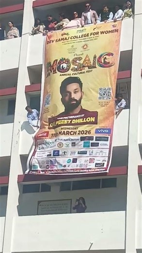 Yeh clg mein itni bheed kyu lgi hai 😱😱|| #dailyvlog #minivlog #viral #fypシ