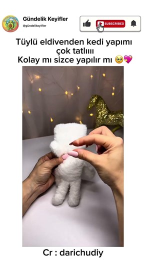 Cr: darichudiy I loved the cat making from furry gloves!