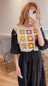 Pletene haljine od konca su neprevaziđen trend za dame koje vole boho i hipi stil. 🤎 A sada je u toku #rasprodaja zadnjih komada 😍😍😍 Pošaljite upit da provjerite imamo li Vašu veličinu. ⭐️Smješteni smo u Tuzli, Avaz Robot Centar, Ul.Maršala Tita. Možete poručiti poštom, dostava za sve gradove BiH. 💋Radno vrijeme od 9h do 17h radnim danima, subotom od 9h do 16h. Nedjeljom ne radimo. . . #haljine #butiklejla #suknje #elegant #casualfashion #glam #style #dresstoimpress #moda #kupujonline #onli