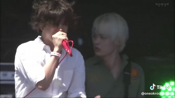 ONE OK ROCK: Live Performance Highlights with Taka