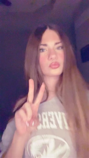 2019 is back!! 🛼🫧🏝️🎀🌷#nostalgic #musically #2019 #filter #hair #makeup