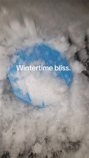 My Auntie let me stay out in the snow. Hello fun. #fidget #popit #simpledimple #katyperry #feetchallange