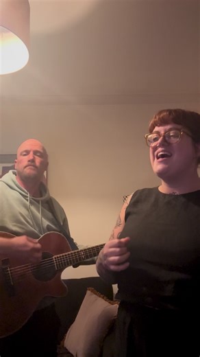 Here’s a rough living room version of one of our favourite songs from last year. CMAT - Take A Sexy Picture Of Me 🧡 #acousticcovers #mardyjohnnydepps #CMAT #takeasexypictureofme
