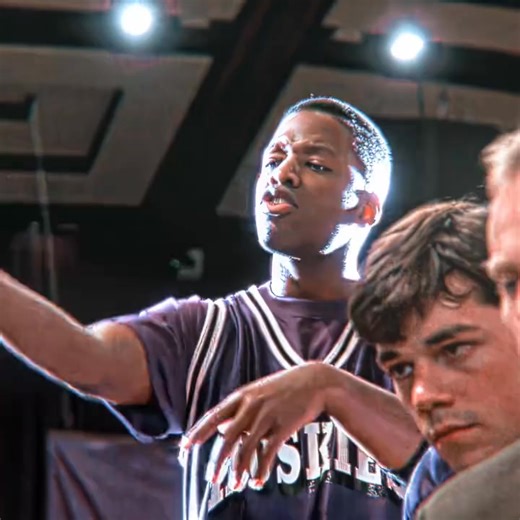 Movie title: The 6th Man | Moviebox