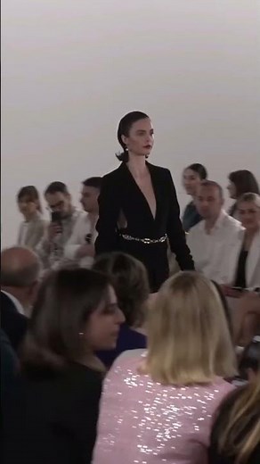 Défilé RINASCIMENTO Automne-Hiver 2024/2025 | Milan Fashion Week