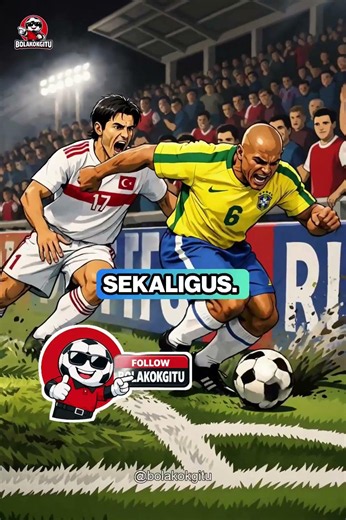 Mansız flicks the ball over Carlos's head🤯 #Shorts #soccer #rainbowflick #worldcup #robertocarlos