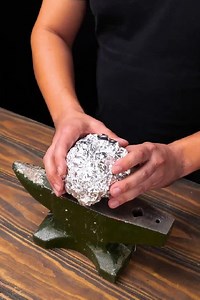 33K views · 83 reactions | Turn Aluminum Foil into Gorgeous Jewelry! | 3-Minute Hacks | Facebook