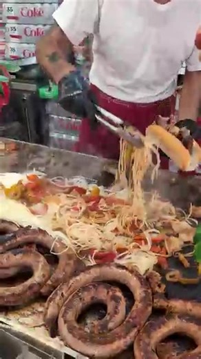 New York’s 99th Italian Food Festival 🇮🇹🍝 | The Feast of San Gennaro in Little Italy NYC