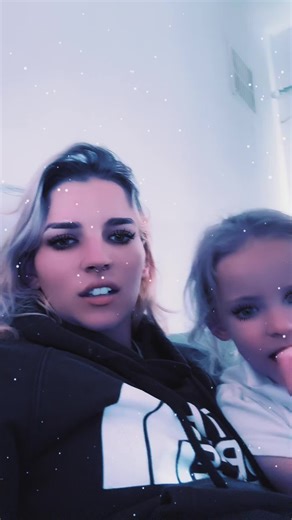 Kayley (@xkayley98x)’s videos with som original - Stormxs