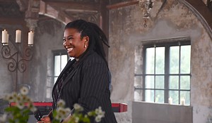 Amazing Grace, how sweet the sound (video   lyrics)