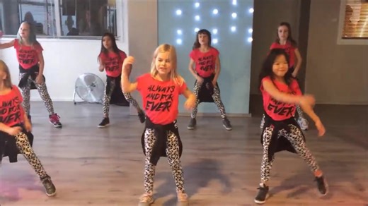 超简单幼儿少儿早操英语舞蹈Better when Im Dancing