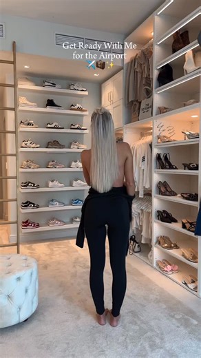 Get Ready With Me ✨ Airport Edition ✈️ okay! I know people always freak out when they see me wearing a jumpsuit for traveling, but hear me out! It’s so comfortable & I’m not getting cold on the plane like that 🤍 I’m someone who tries to avoid plane toilets at all costs anyway so that doesn’t bother me at all 👀 but I get it, for some people a jumpsuit might not be their first option, sometimes I choose joggers or a leggings too! Especially for long flights ✈️ how about you?💖 What’s your favori