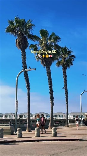 SD is so busy for St. Patrick’s Day and spring break, but it’s so lively! @Bubble Skincare @Bubble Insiders #sandiego #stpaddysday #springbreak #college