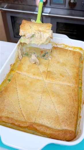 This easy chicken pot pie casserole is pure homestyle comfort