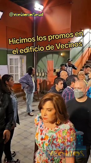 617K views · 11K reactions | ¡Cuánta gente en el edificio! ¿Qué pasó aquí? Nuevas temporadas de #Vecinos próximamente | Vecinos | Facebook