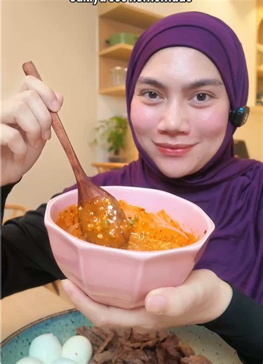 Crunchy Garlic Chili Oil Recipe — Sos Sukiya Resepi