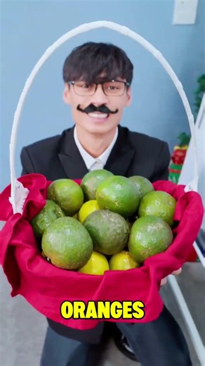 He Proposed With Oranges—But She Wanted a Bouquet 😳💐