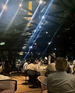 Paris, Always Amazing Le restaurant LES OMBRES Quai Branly offre une vue panoramique unique sur la Tour Eiffel The restaurant LES OMBRES Quai Branly offers a unique panoramic view of the Eiffel Tower Crédit Photo: @karanawadhwanii Follow us on IG: @champselysees_paris www.champselysees-paris.com © Paris, Always an Amazing idea! #paris #igersparis #parisalwaysanamazingidea#parisalwaysamazing #parisweloveyou#parisjetaime #cityscape #villedeparis #Париж #巴黎 #パリ #पेरिस #باريس#jetaimeparis #ilovepa