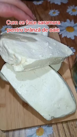 Cum se face saramura pentru brânză de oaie