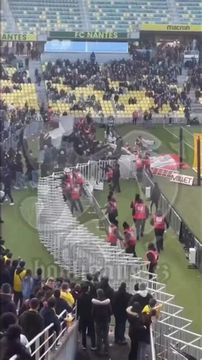 25.01.2026🇫🇷 FC Nantes - OGC Nice, FC Nantes fans try to storm on the pitch after 1-3 down at half time, click here for more: https://hooligans.cz/2026/01/25/fc-nantes-ogc-nice-25-01-2026/ All in one place. Tap to download. 🔗 hooligans.cz/app | Hooligans.cz