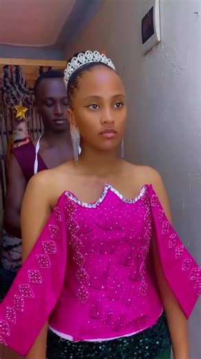 Prom 2026: Stylish Pink Gowns