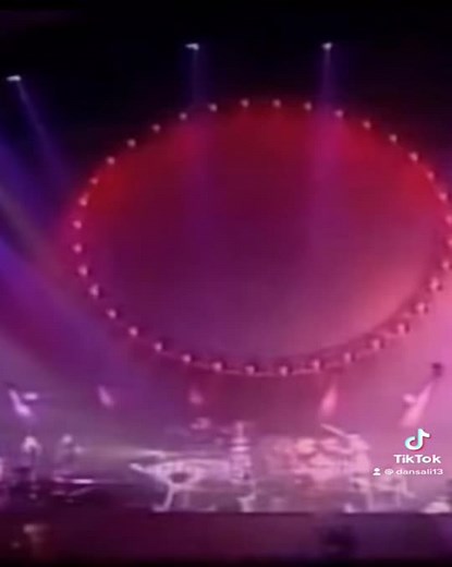 Pink Floyd Time Reunion Live #pinkfloyd #davidgilmour #rogerwaters #livemusic #guitarsolo #music #guitar #time #concerts