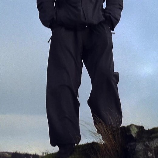 Our favorite collection we’ve ever designed with Forest Bailey - snowboarder, skateboarder, and artist. Dojo provides an effortless relaxed look and fit with plenty of room for mobility. | 686