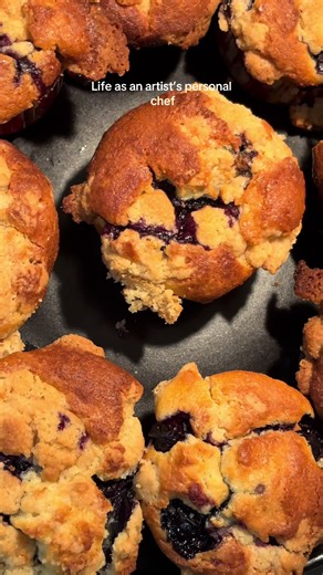 Blueberry Crumble Muffins Recipe for Baking Enthusiasts