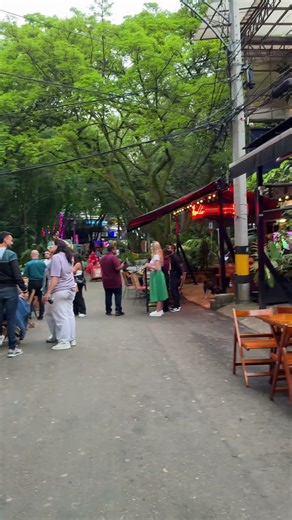 🇨🇴 Provenza, Medellín 🔥 Colombia #shorts