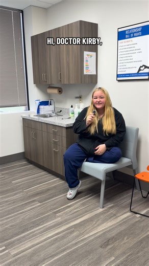 When should you start introducing solid foods? 🍕🍔🍪 | Alexis Lieberman MD, Advocare Fairmount Pediatrics and Adolescent Medicine