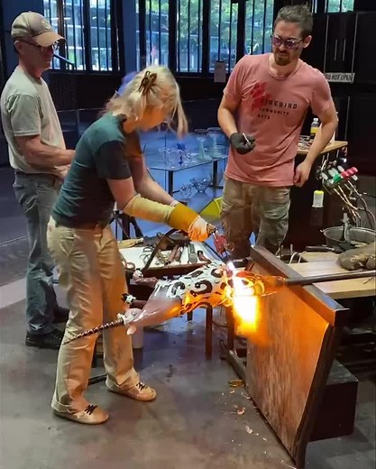 1.1M views · 1.3K reactions | For her recent demonstration in the Amphitheater Hot Shop, Studio instructor Shelley Muzylowski Allen created a marvelous glass unicorn. Check out the full demo on our YouTube channel. https://youtu.be/5NDlrgERPWo | Corning Museum of Glass | Facebook