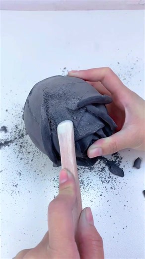 Relaxing ASMR Cleaning with Gold Sounds