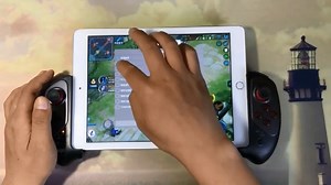 Watch IPEGA PG-9083S Wireless Gamepad Operating Instructions on Amazon Live