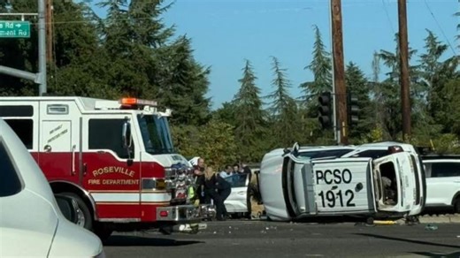 2 Placer County sheriff's deputies involved in crash in Roseville