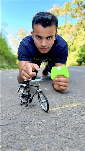 Remote Control Cycle Unboxing and Testing | RC Bike Review 😱