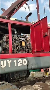 Cummins Diesel engine QSL 8,9 start the engine