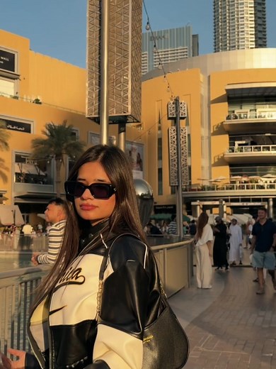 Empowering Women in Business: A Boss Girl Journey