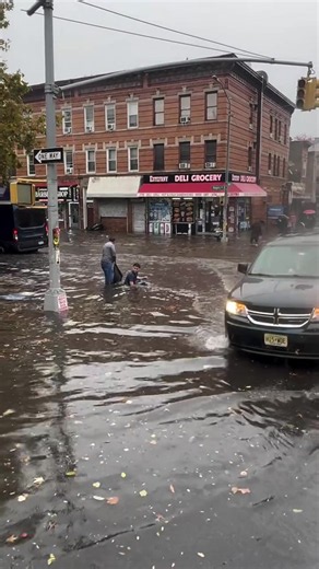 Flooding in Flatbush Rogers ave #yfp #viral #brooklyn #flooding #rain | flooding