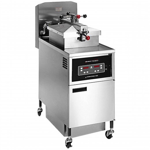 Henny Penny PFG600 4-Head Natural Gas Pressure Fryer with Computron 1000 - 80,000 BTU