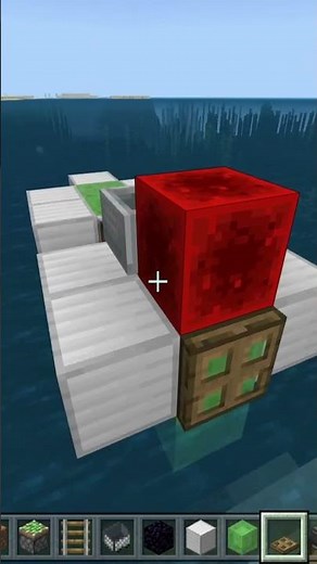 水上を移動するボートの作り方 マインクラフト統合版 #Shorts