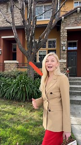 🔔Are You Pointing the Right Way? When you need to point something out, try using an open hand instead of just your index finger. This small change feels more polite and shows respect to the person you’re speaking with. It’s a simple way to make your gestures softer and more considerate.#etiquettetips, #etiquette, #etiquettecoach, #etiquetteexpert, #finedining, #ladylike, #oldfashioned, #traditional, #classy, #diningtable, #mannersmatter, #modernmanners, #manners, #selfimprovement, #elevate, #le