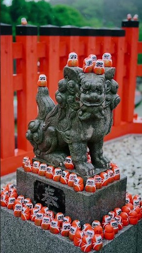 Katsuoji Temple, Osaka: Rainy Day Magic with Daruma Dolls 🎐
