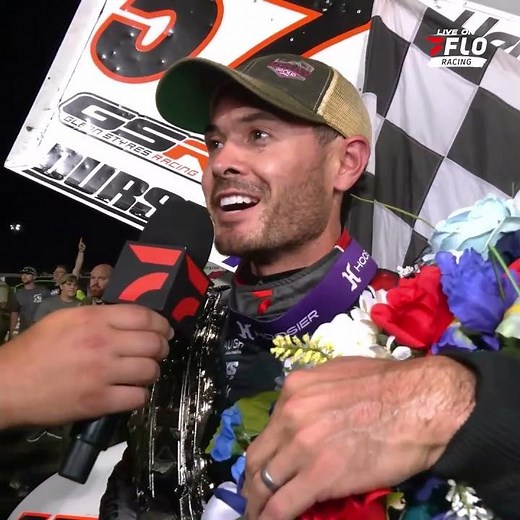 🏁 Kyle Larson describes contact and battle for the win with Ryan Timms in Osky #FrontRowChallenge.🏆