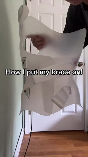 How to Properly Wear a Scoliosis Brace