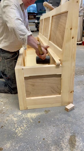 DIY Storage Bench with Snug Fit | Woodworking and Joinery