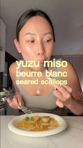 Yuzu miso beurre blanc seared scallops 🍋 @the‪@theyuzuco‬uzu #scallops #cooking #recipe #easyrecipe