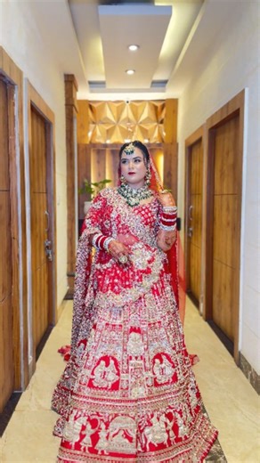 Surbhi Arora | Luxury Bridal Makeup Artist | Makeup Coach on Instagram: "She understood the trend. She owned the moment. And yes — she **SLAYED it** 💄✨ Created this **subtle makeup look** for the bride, and watching her act it out with such confidence was everything! Effortless glam, glowing skin, and that bridal energy — absolutely gorgeous 🤍 As a makeup artist, my focus is always on enhancing natural beauty with elegance and precision. This look is all about timeless glam — perfect for bride